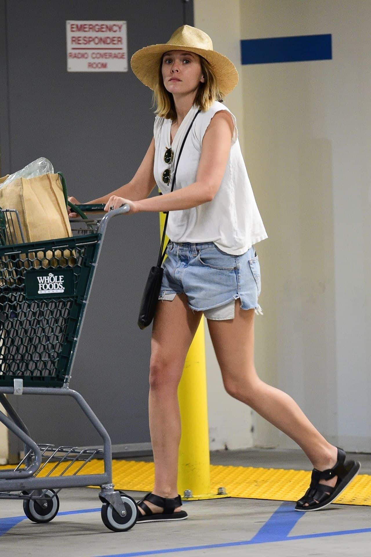 Elizabeth Olsen in Grocery Shopping at Whole Foods in LA 07/07/2022