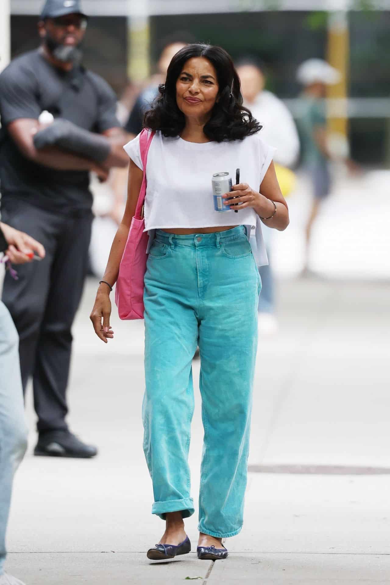 Sarita Choudhury Makes Glamorous Entrance on the Set of And Just Like That... in NYC - 1