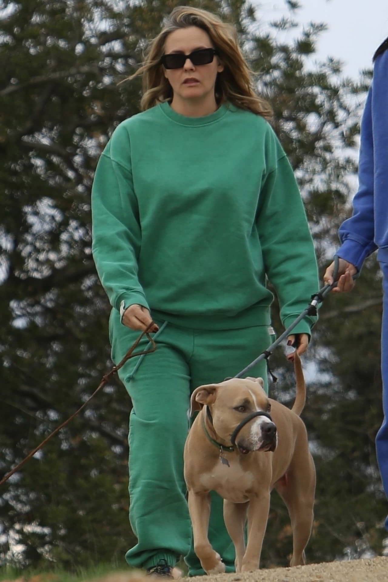 Alicia Silverstone Out in Los Angeles - November 30, 2022 - 1