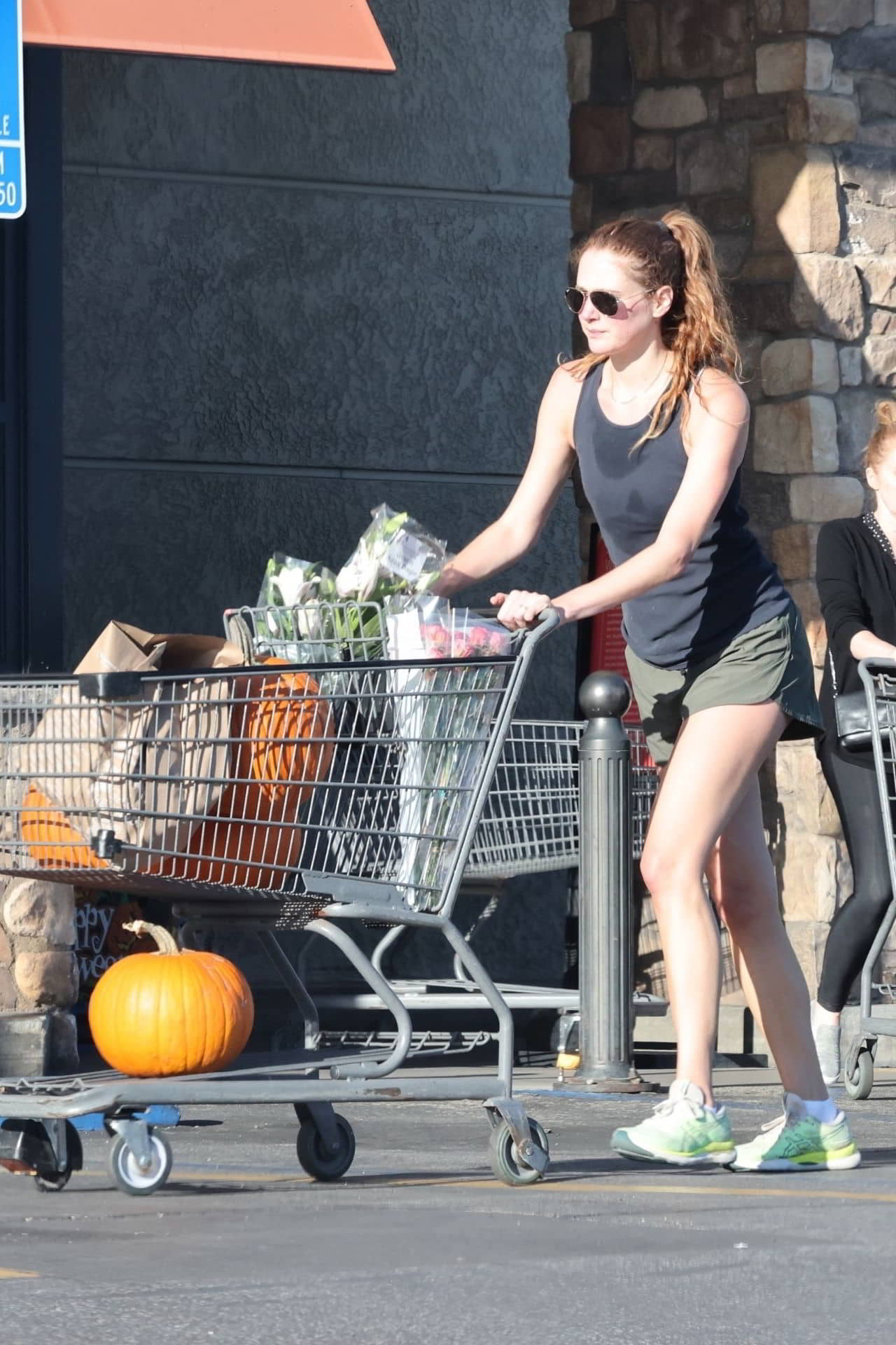 Anna Osceola Getting Ready for Halloween Shopping at Gelson's in Los Feliz - October 6, 2023 - 1