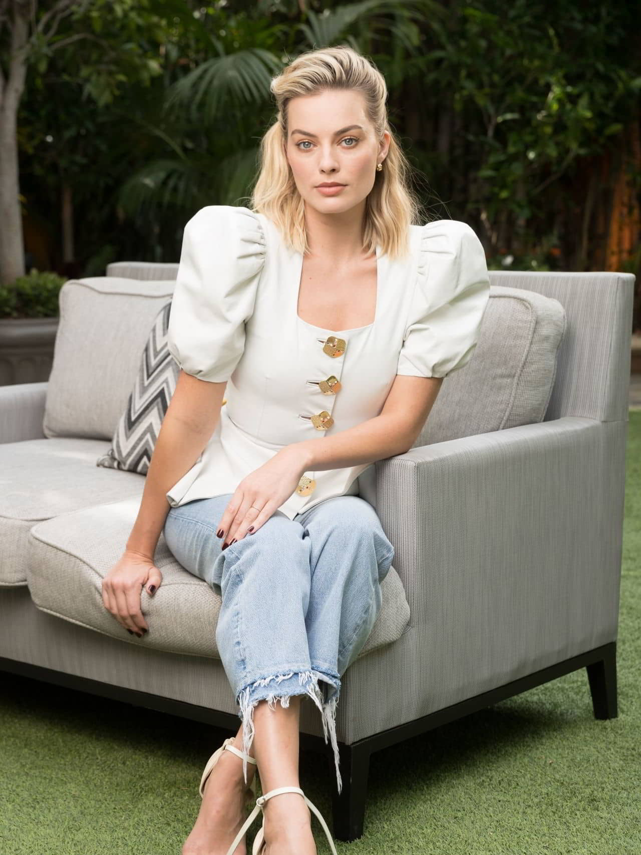 Margot Robbie Photoshoot for USA Today 2018 - More Photos - 1