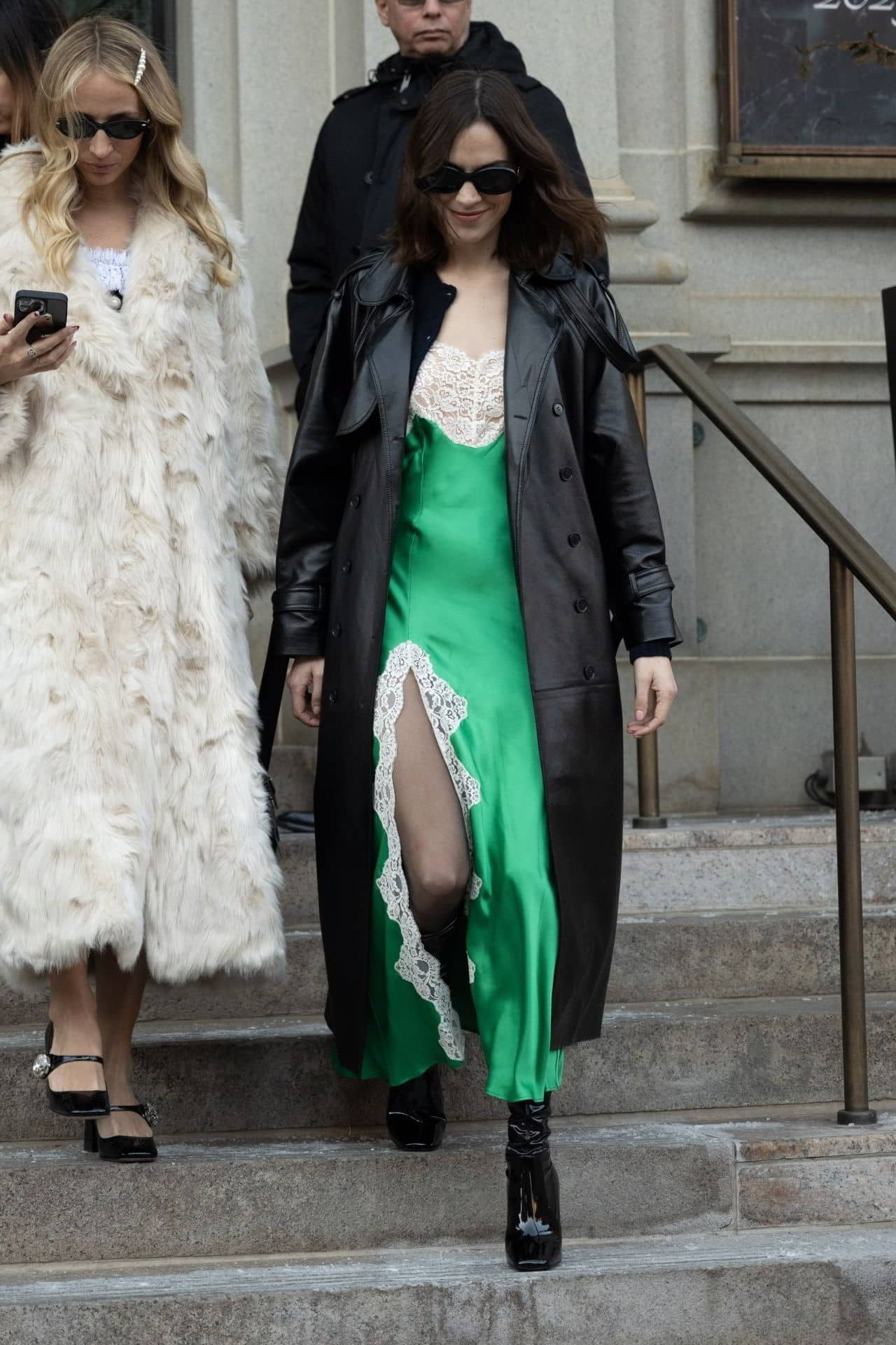 Alexa Chung at Fashion Week in New York - February 10, 2023 - 1