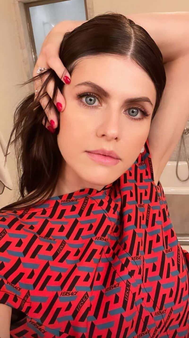 Alexandra Daddario Wows in a Versace Dress with Instyle's Laura Brown - 1