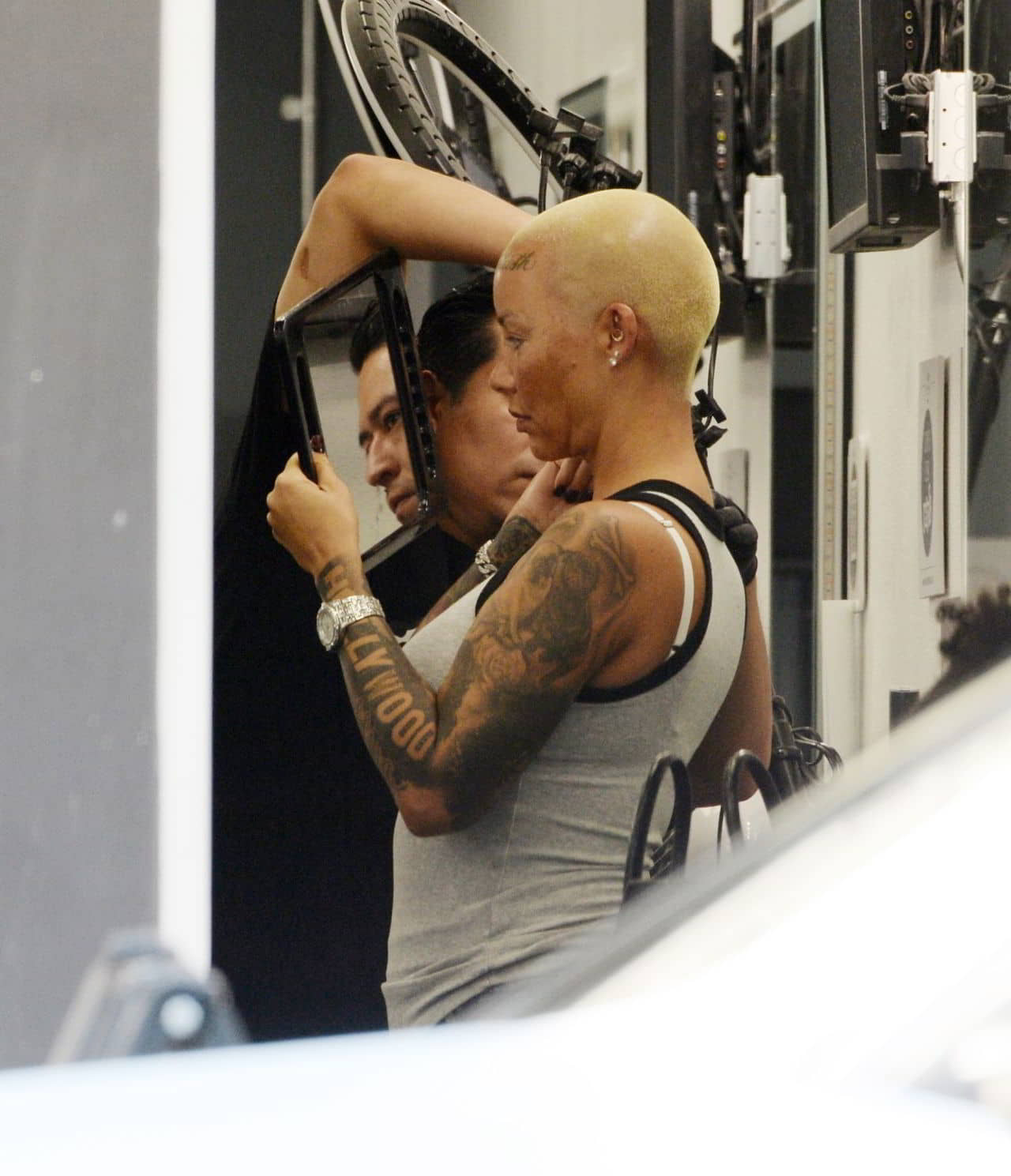 Amber Rose Visits The Barber King In Los Angeles - July 4, 2024 - 1