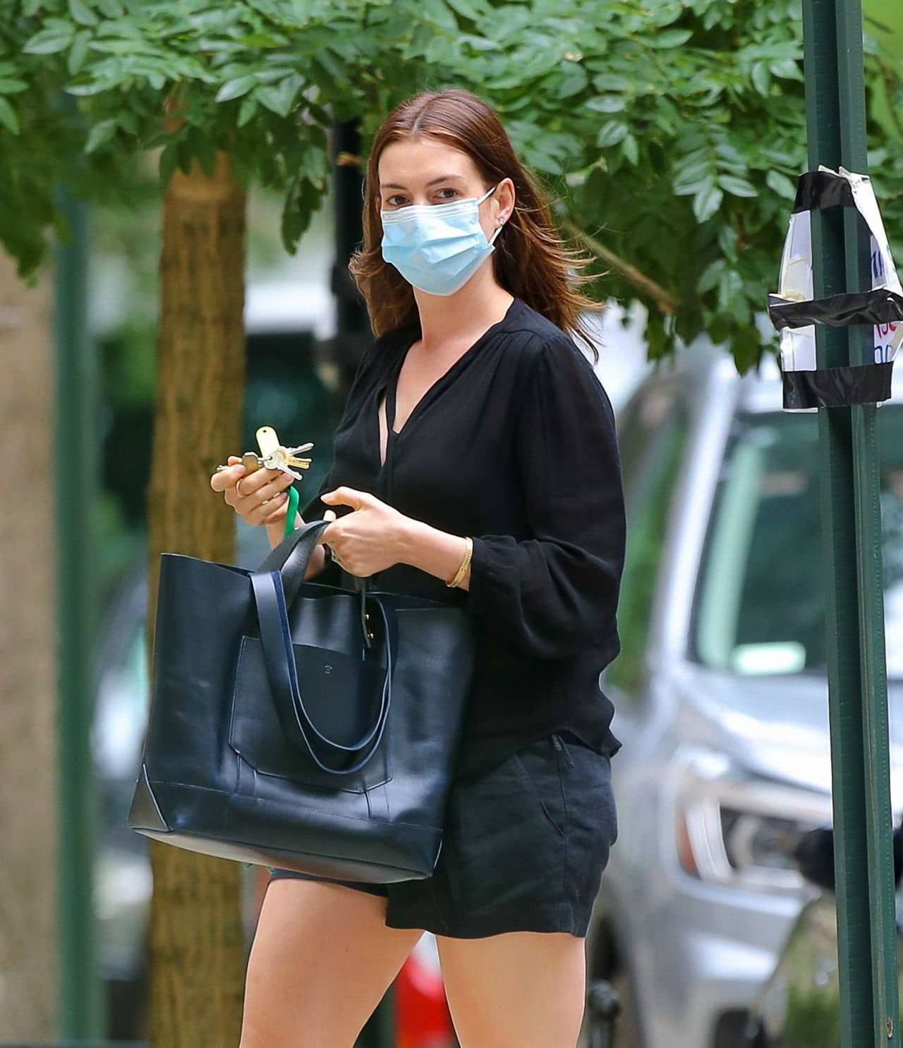 Anne Hathaway Leggy in Shorts in NYC - September 17, 2020 - 1