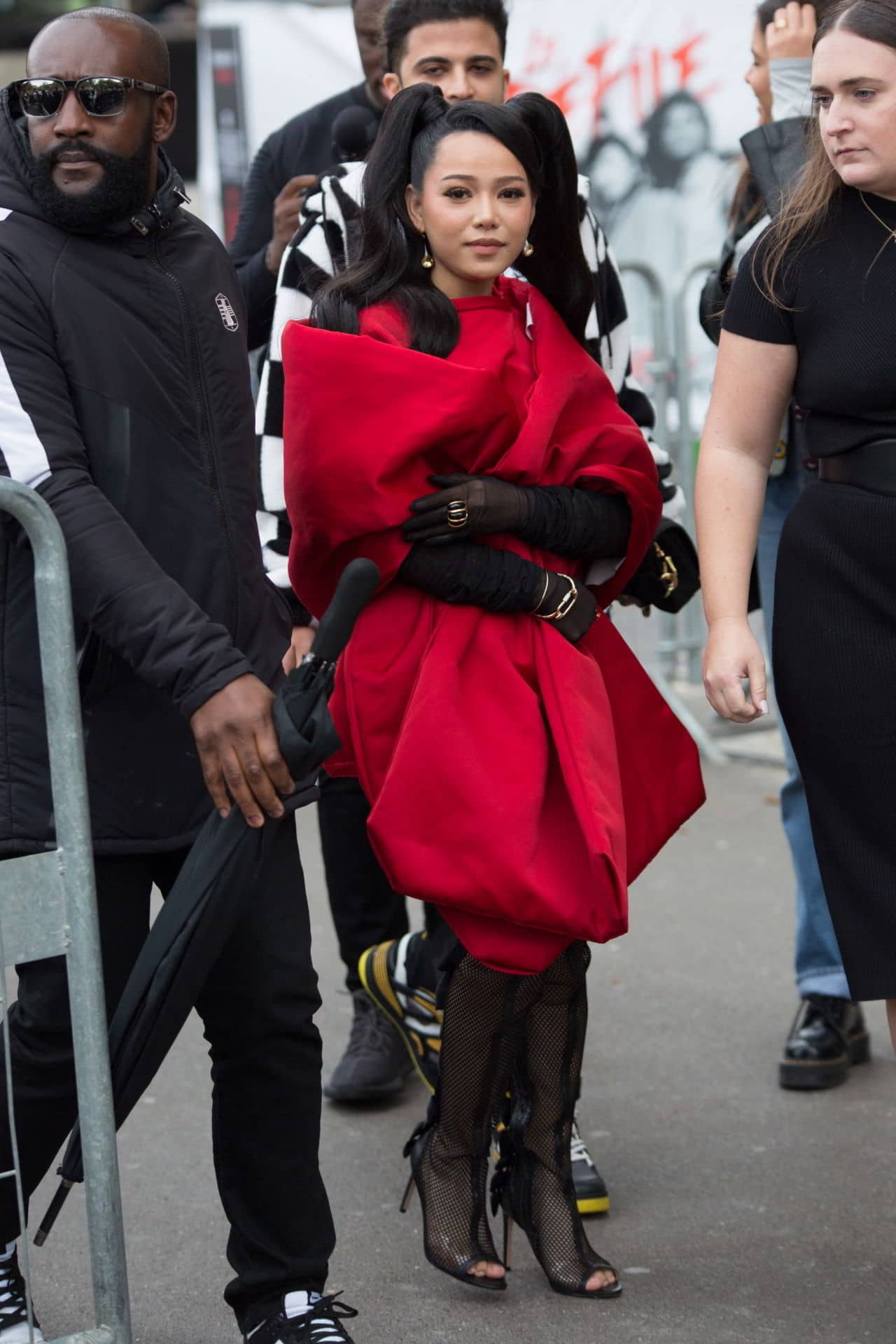 Bella Poarch's Exit from L'Oreal Show at Paris Fashion Week, October 3, 2021 - 1