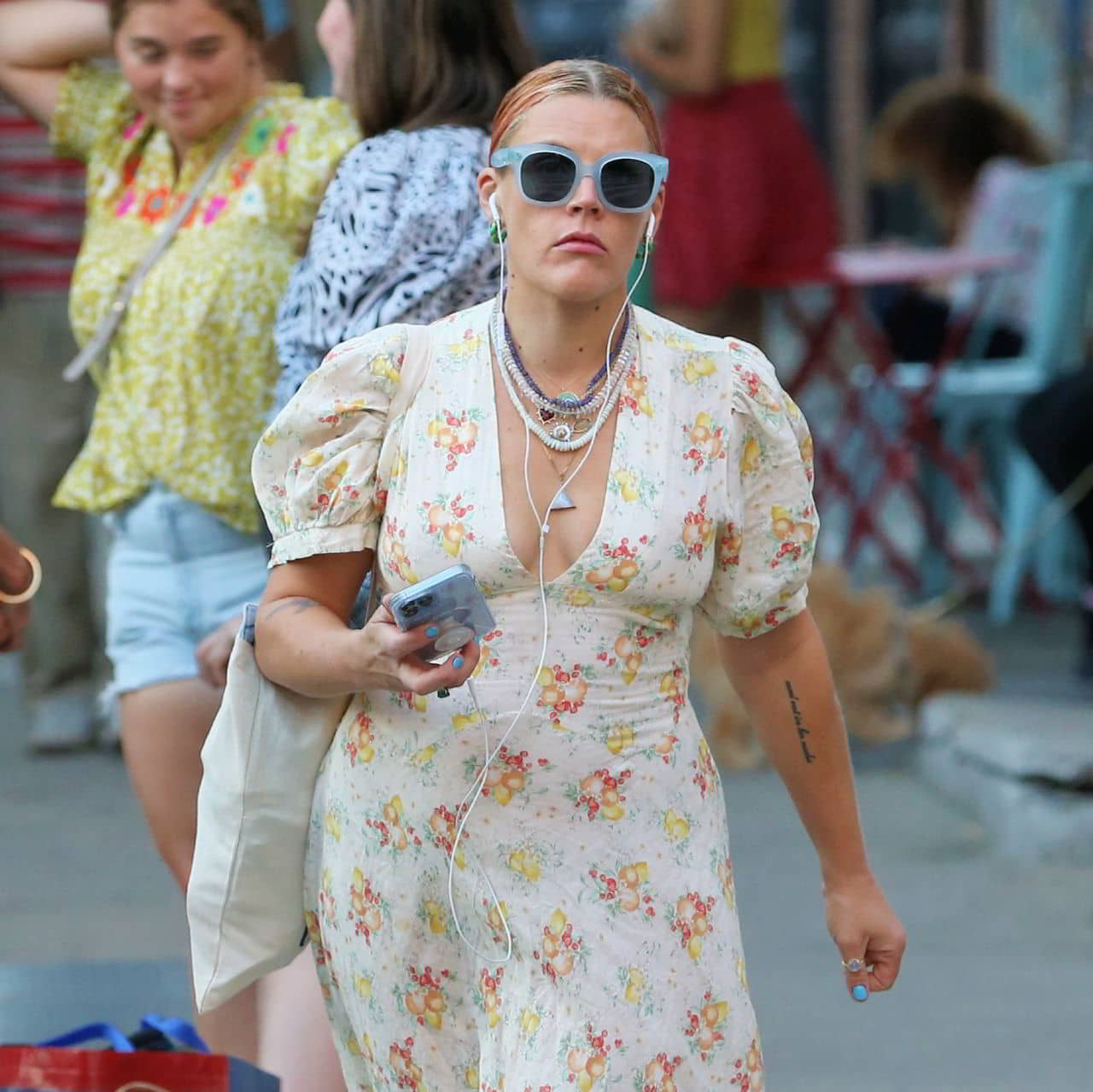 Busy Philipps’ Attendance at Alex Adelman’s ‘Just For Us’ at Greenwich House Theater in New York, August 31, 2022