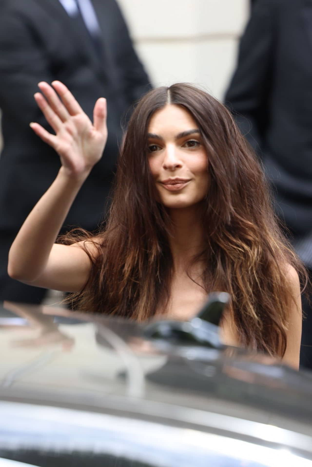 Emily Ratajkowski at Balenciaga Show in Paris, July 6, 2022 - 1