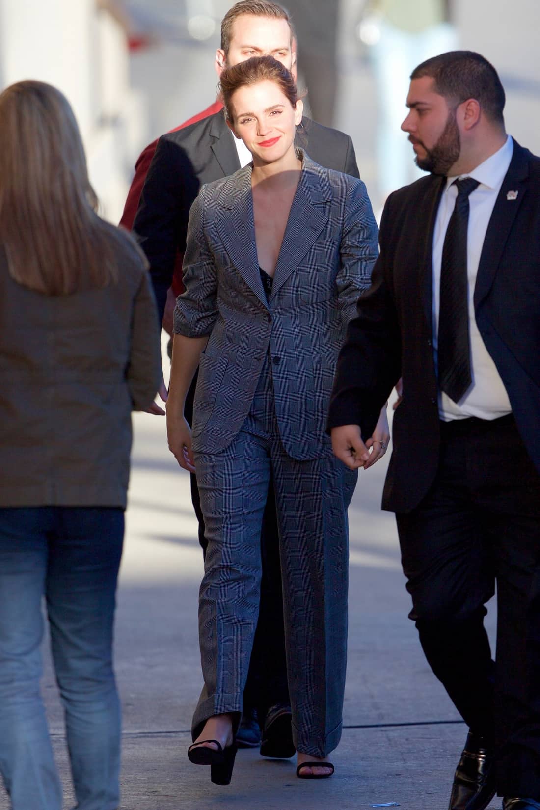 Emma Watson Incredible In Gray Plaid Pantsuit At Jimmy Kimmel Live - 1