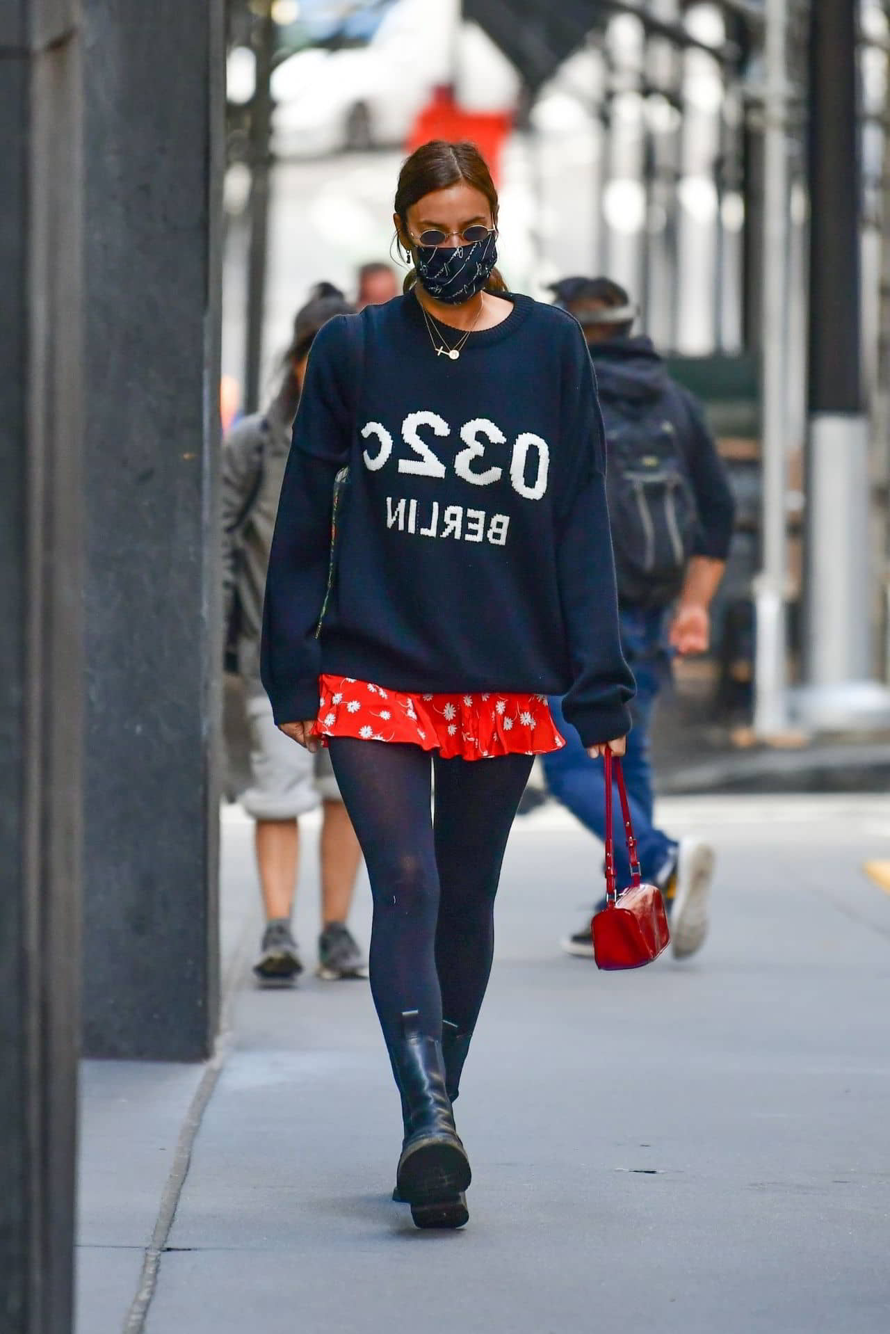 Irina Shayk's Cute Street Style in New York, October 6, 2020 - 1