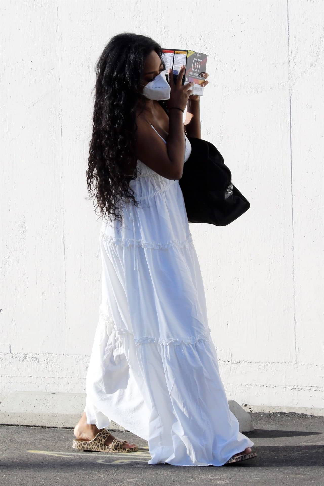 Kenya Moore at DWTS Studio in Los Angeles, October 10, 2021 - 1