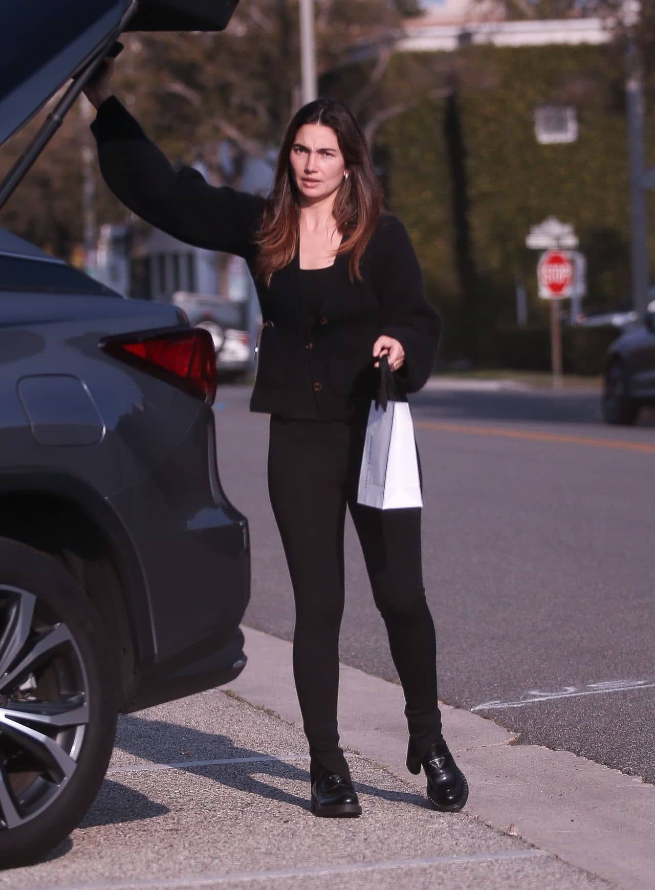 Lily Aldridge in an All-Black Ensemble Shopping in Beverly Hills, February 1, 2022 - 1