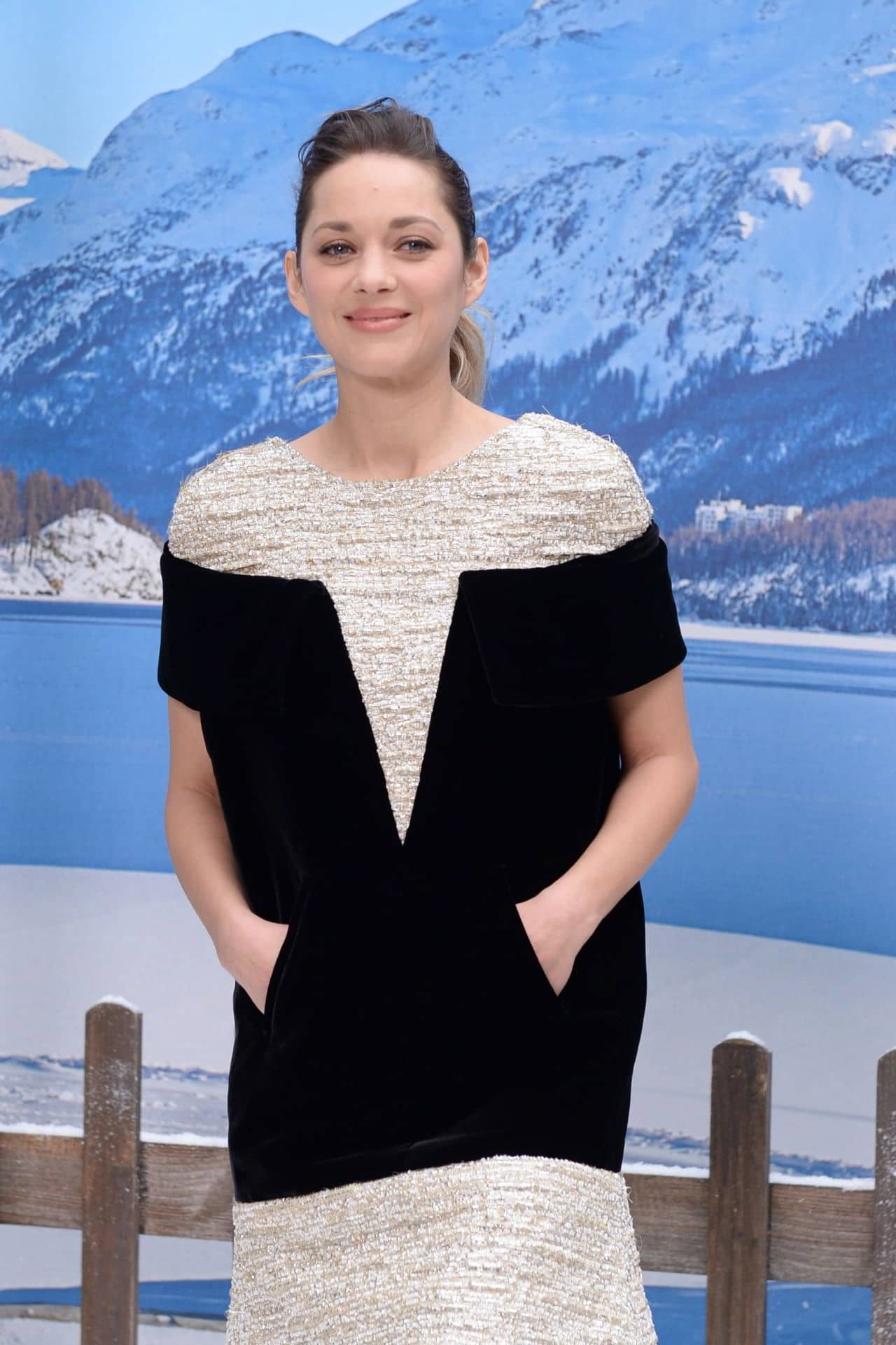 Marion Cotillard Posing for Movie Photocall 2024 - 1