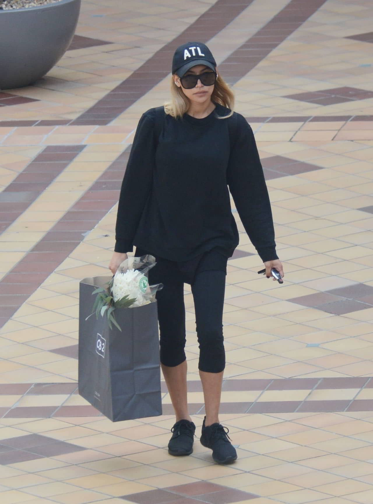 Naya Rivera in Leggings Out in Hollywood, December 24, 2018 - 1