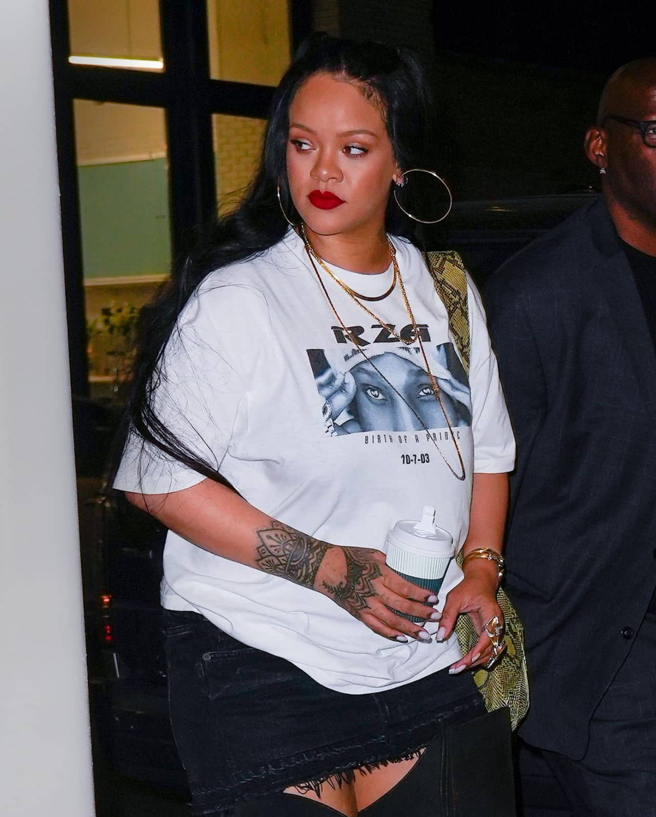 Rihanna Out in Manhattan, August 12, 2022 - 1