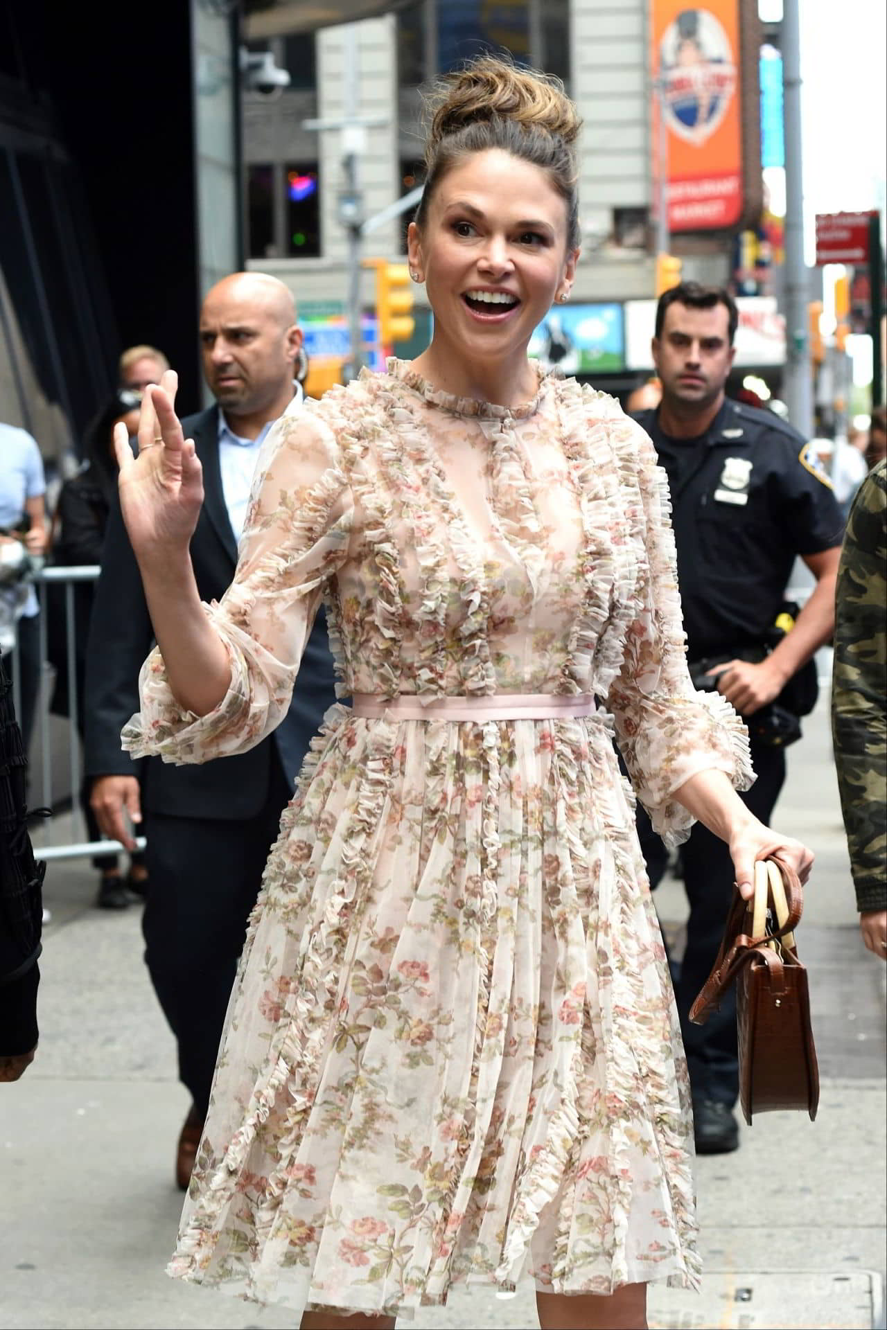 Sutton Foster Outside GMA in NYC, June 11, 2019 - 1