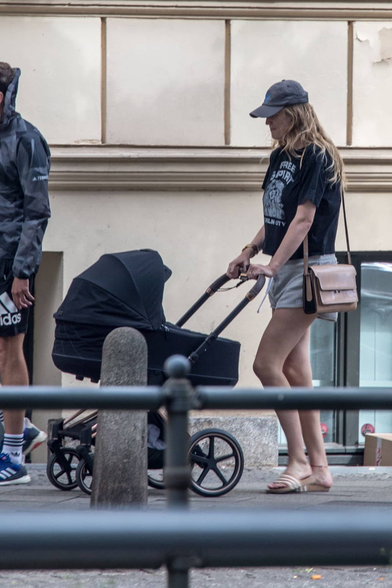 Toni Garrn Out in Berlin, July 31, 2021 - 1