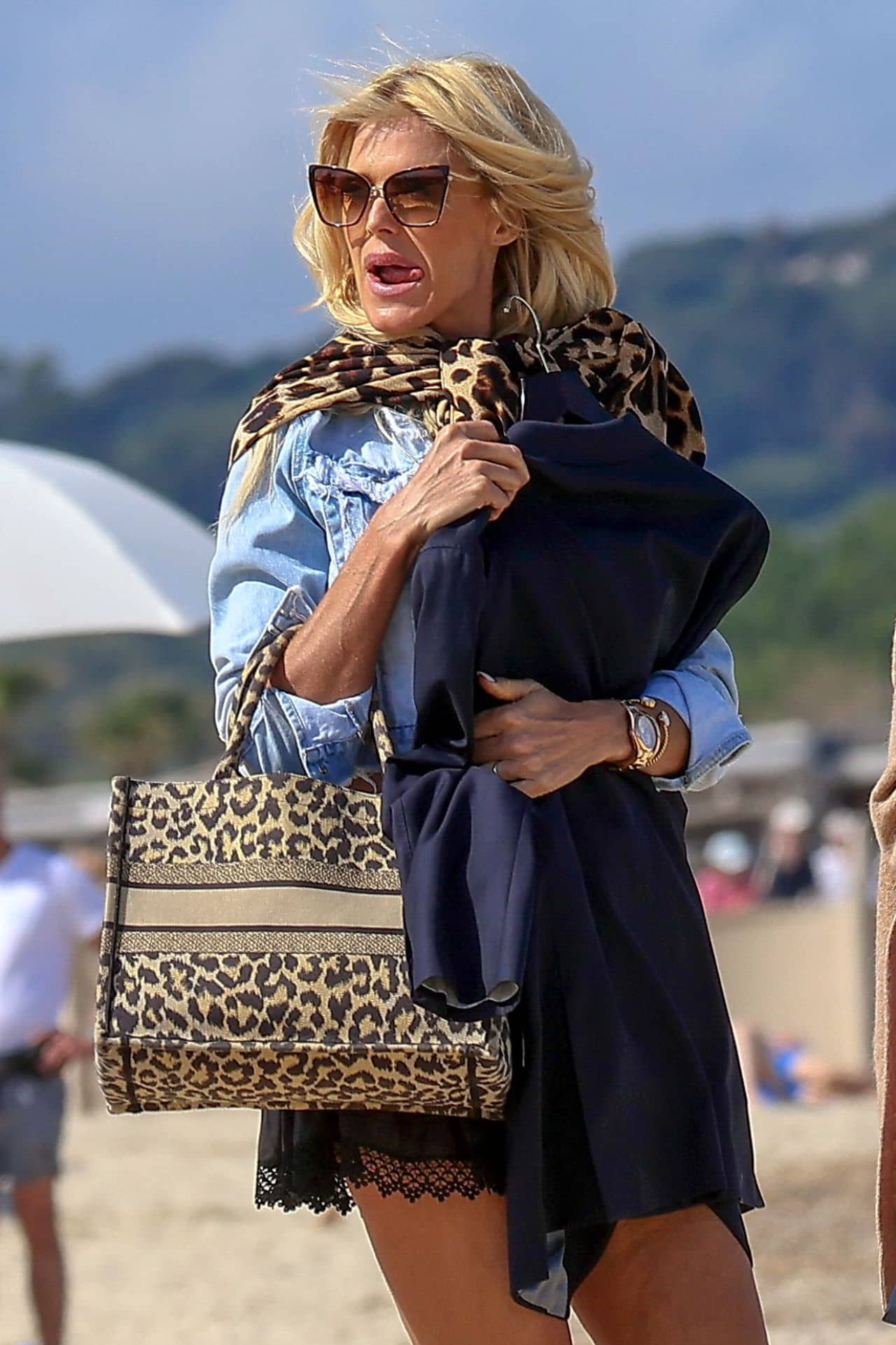 Victoria Silvstedt at Byblos Beach in Saint Tropez, May 6, 2023 - 1