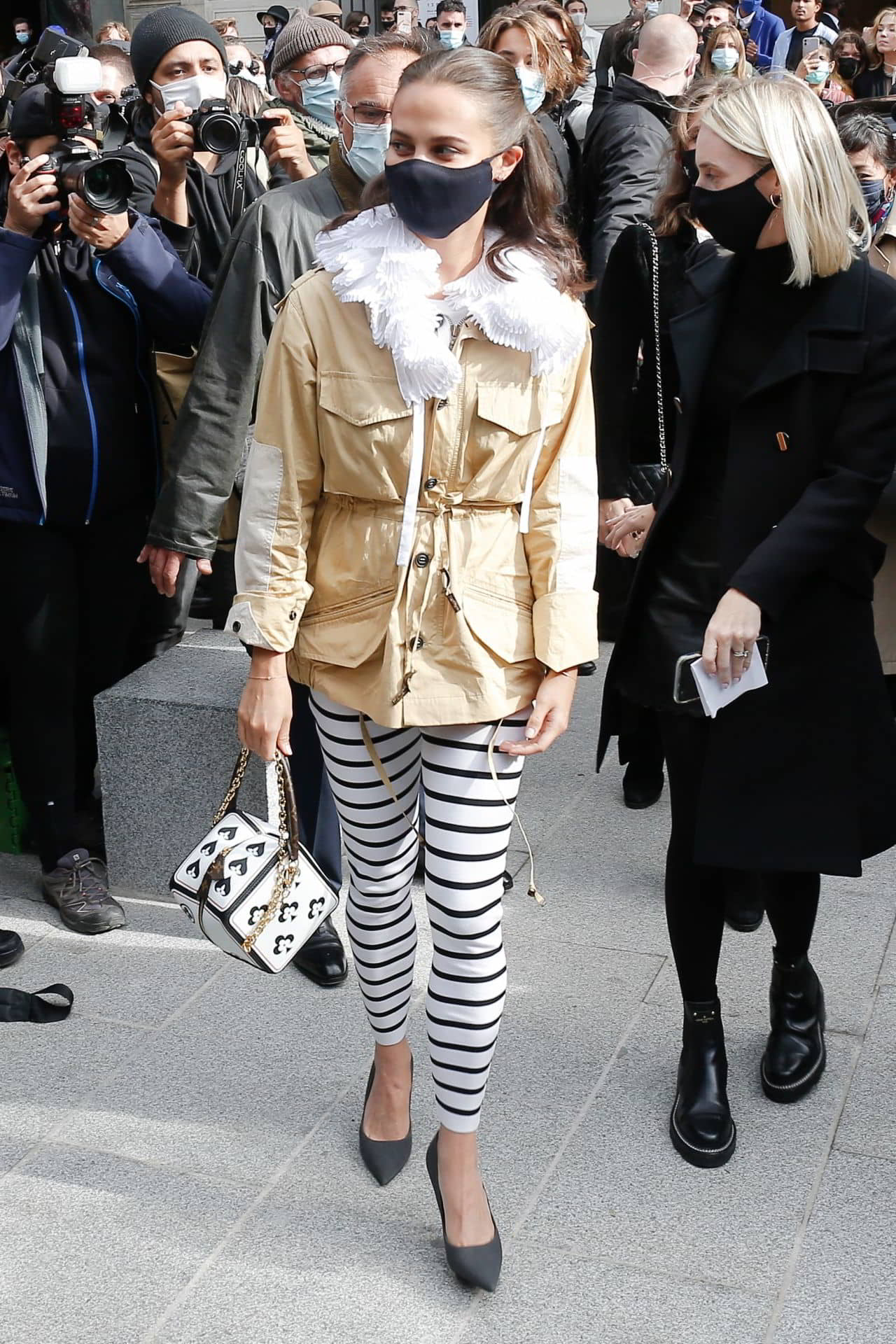 Alicia Vikander Arriving at the Louis Vuitton Show in Paris - October 6, 2020 - 1