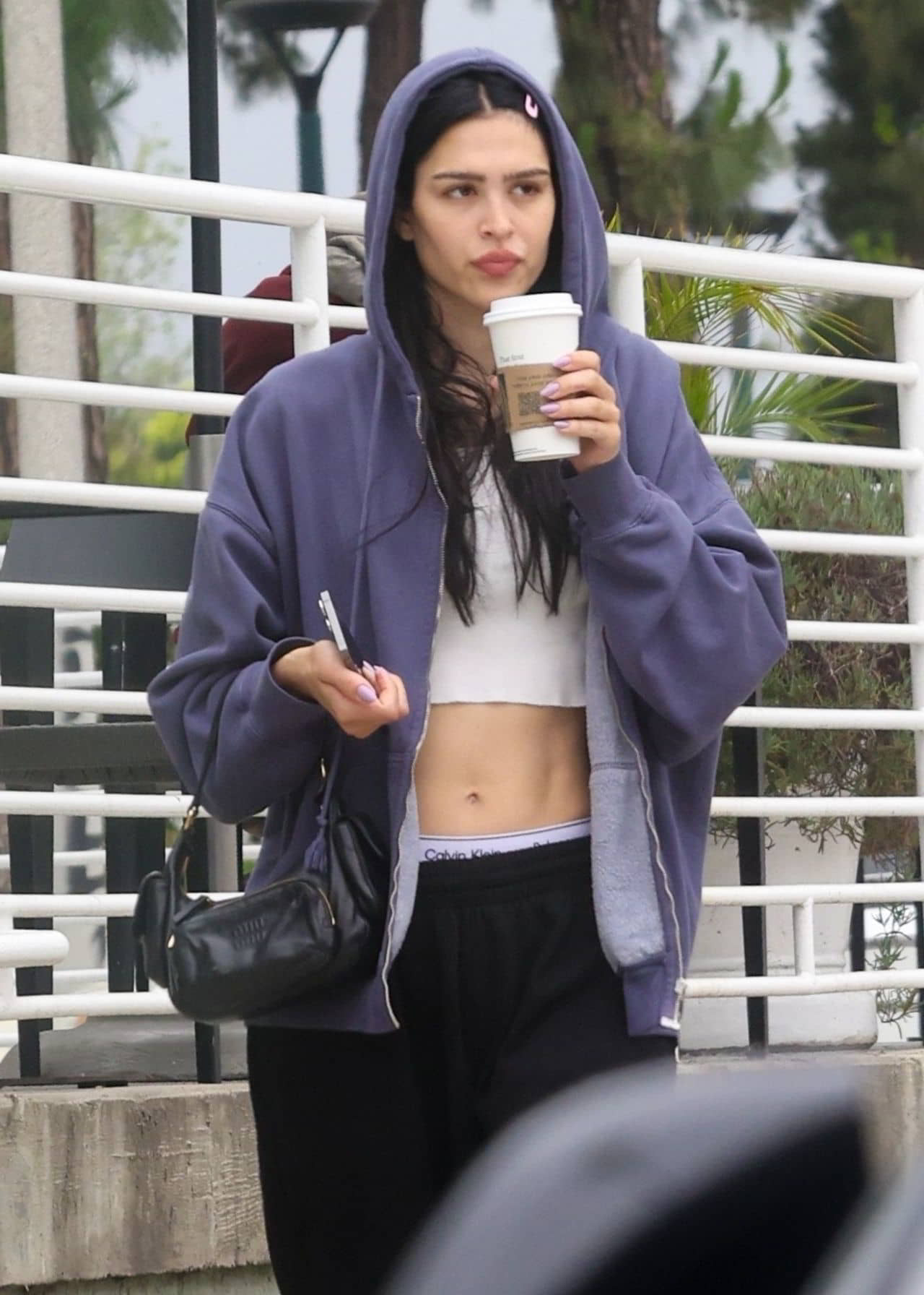 Amelia Hamlin Goes on a Starbucks Run in Studio City - June 10, 2023 - 1