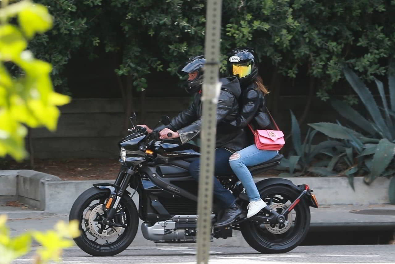 Ana De Armas and Ben Affleck Out for a Spin on His Motorcycle in Pacific Palisades - June 16, 2020 - 1