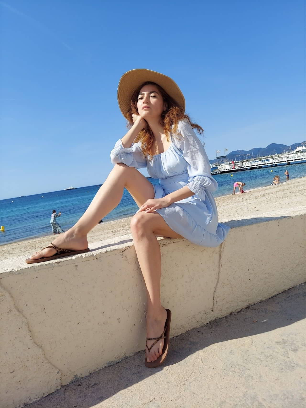 Blanca Blanco's Elegant Walk on Boulevard De La Croisette in Cannes, May 28, 2022 - 1