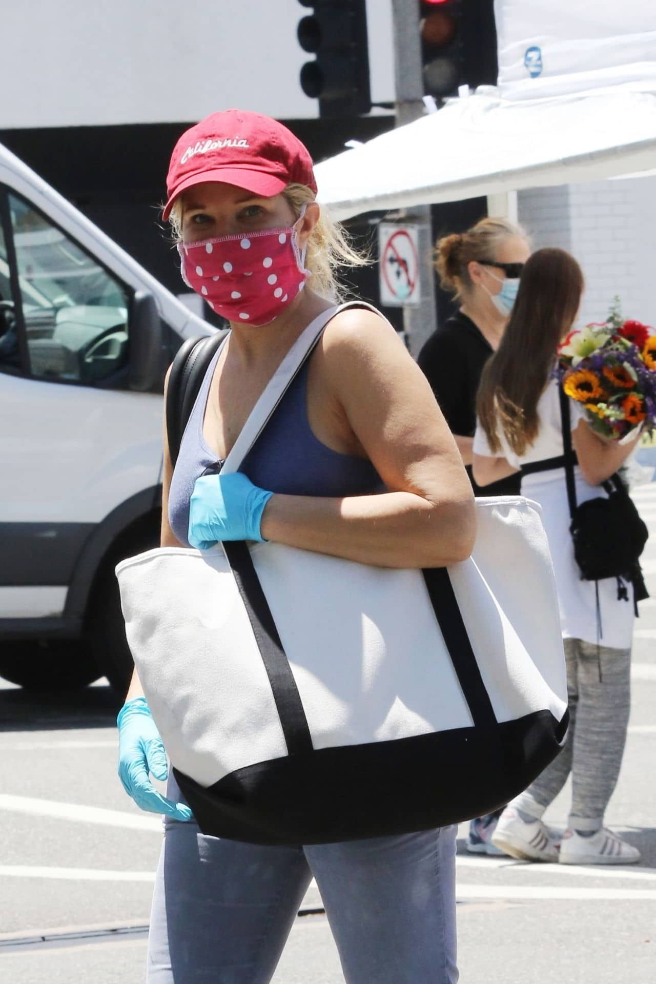 Donna D'Errico's Shopping at The Farmer's Market in LA, May 24, 2020 - 1