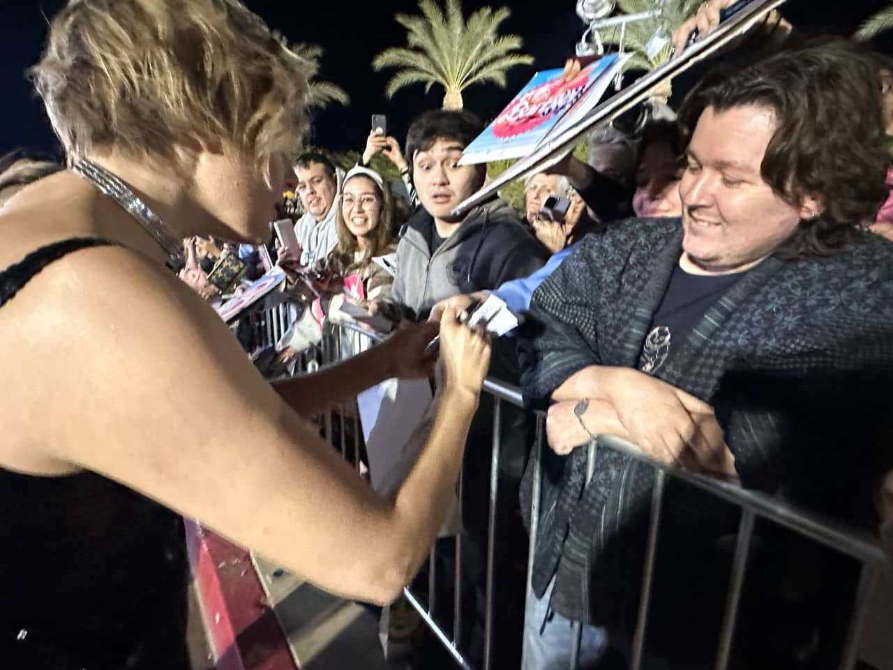 Greta Gerwig Signs Autographs at Palm Springs Film Festival, January 4, 2024 - 1