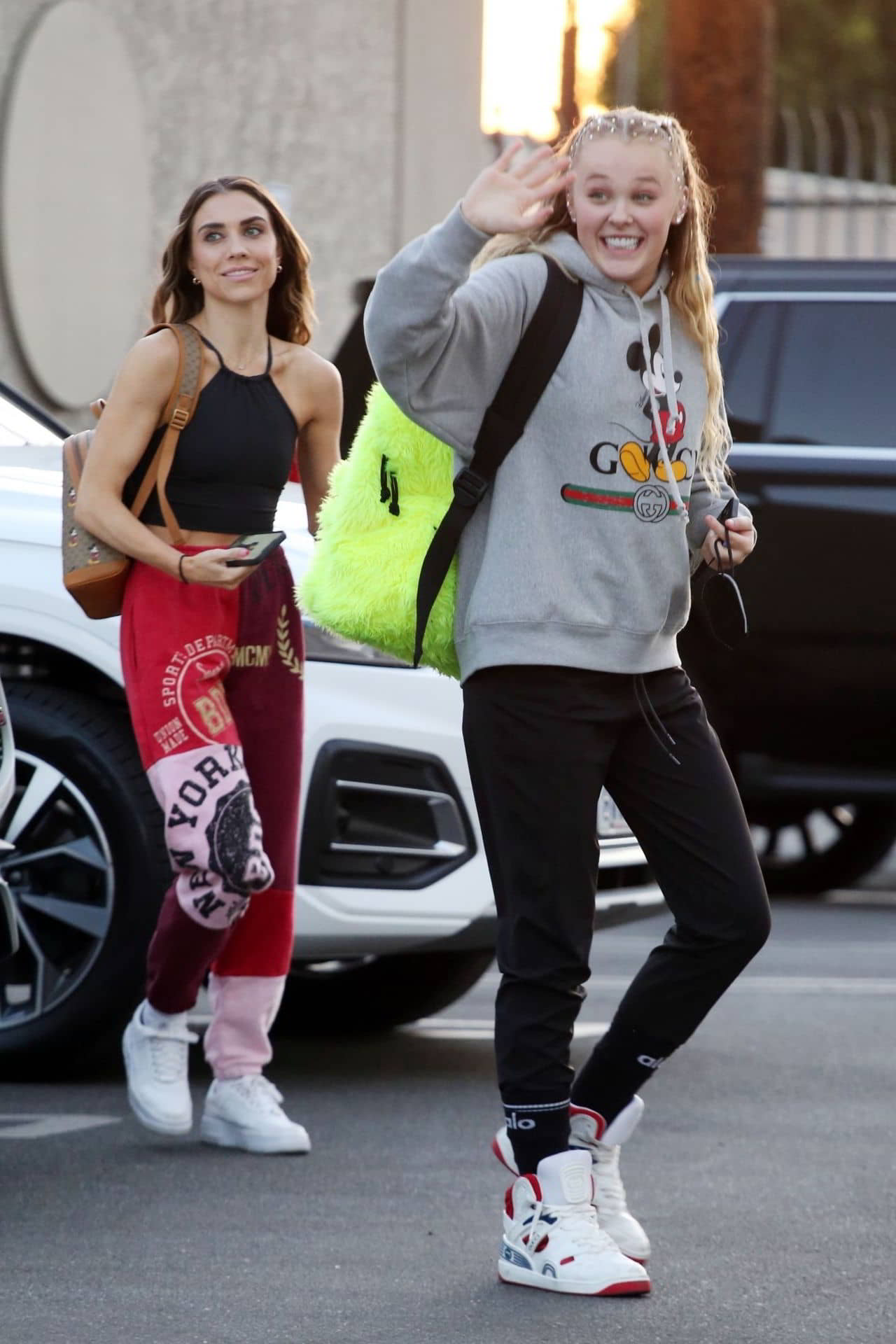 Jojo Siwa Arriving for Dance Practice with Jenna Johnson in LA, October 16, 2021 - 1