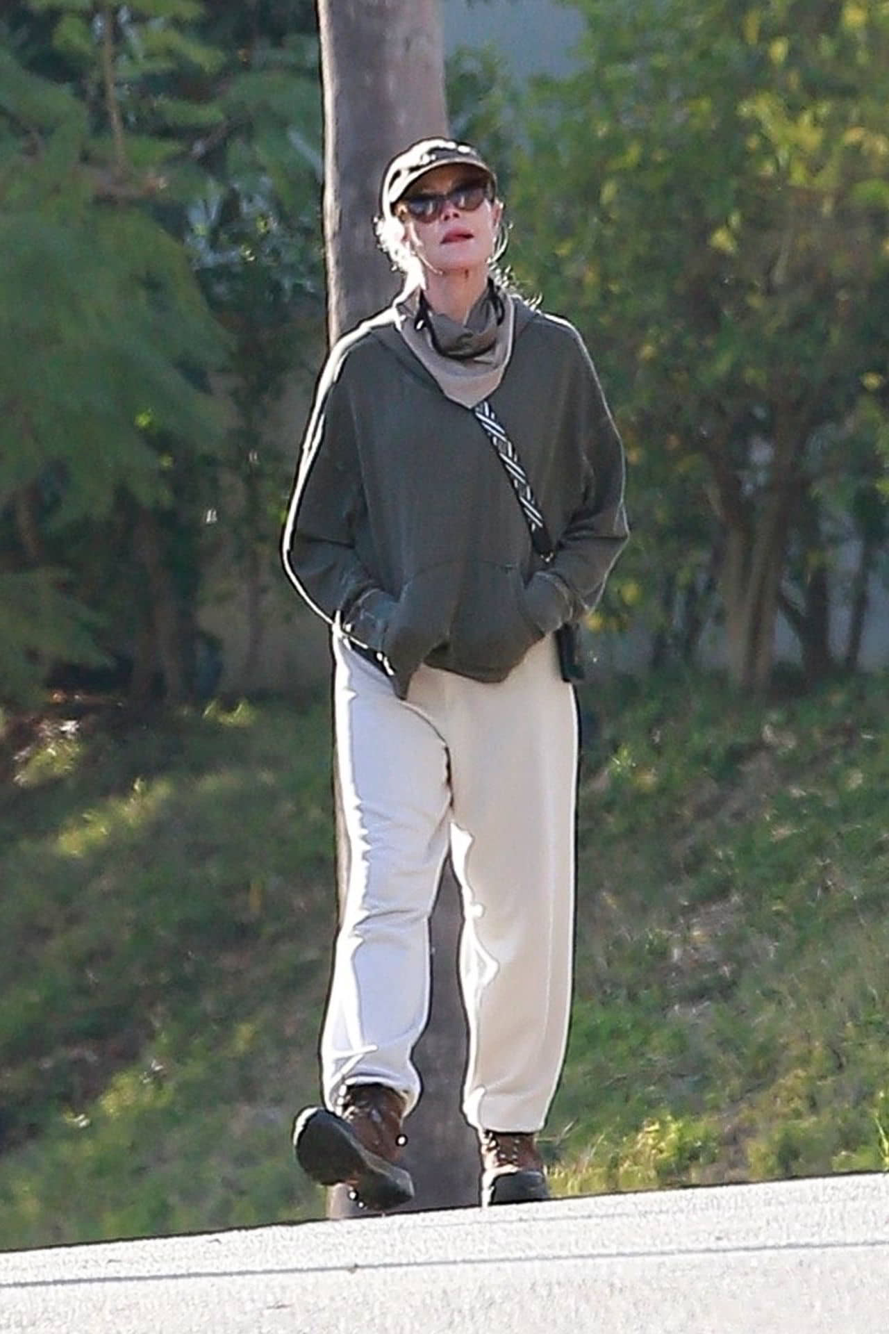 Melanie Griffith Walk Around Her Neighborhood in Beverly Hills, December 12, 2020 - 1