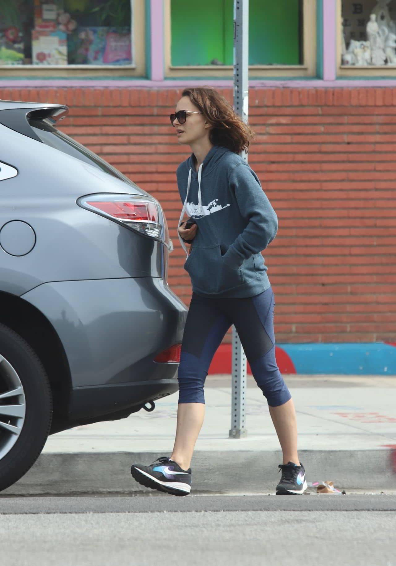 Natalie Portman in Leggings, March 26, 2019 - 1