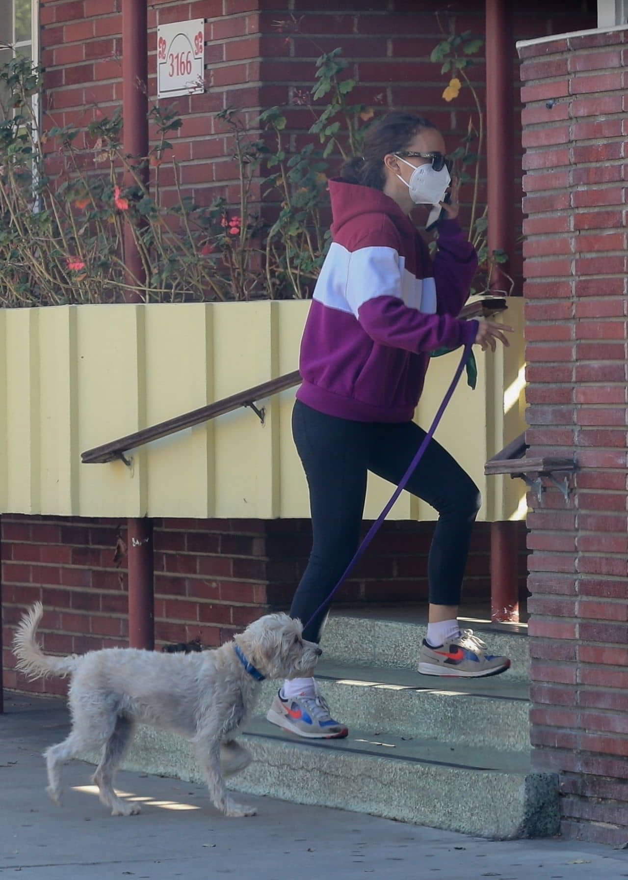 Natalie Portman Wears a Purple Hoody and Black Leggings in Los Feliz, October 22, 2021 - 1