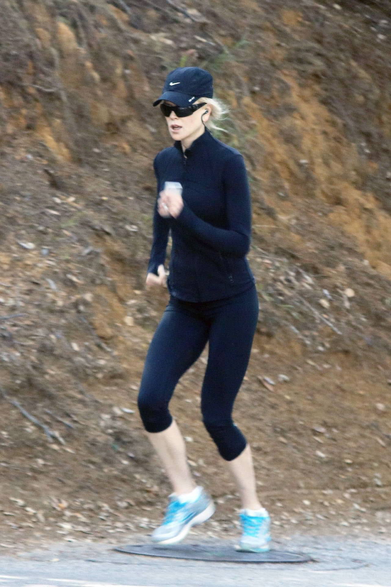 Nicole Kidman Jogging in LA, December 12, 2018 - 1