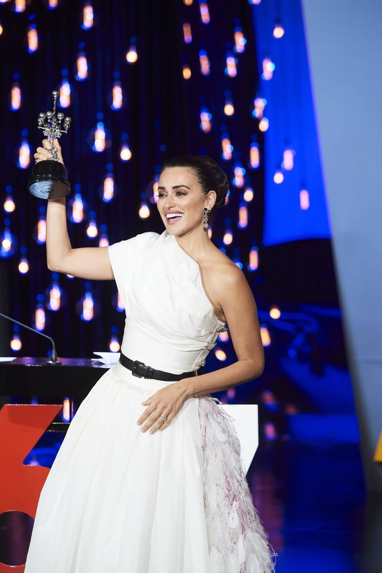 Penelope Cruz Receives Donostia Award at San Sebastian Film Festival, September 27, 2019 - 1