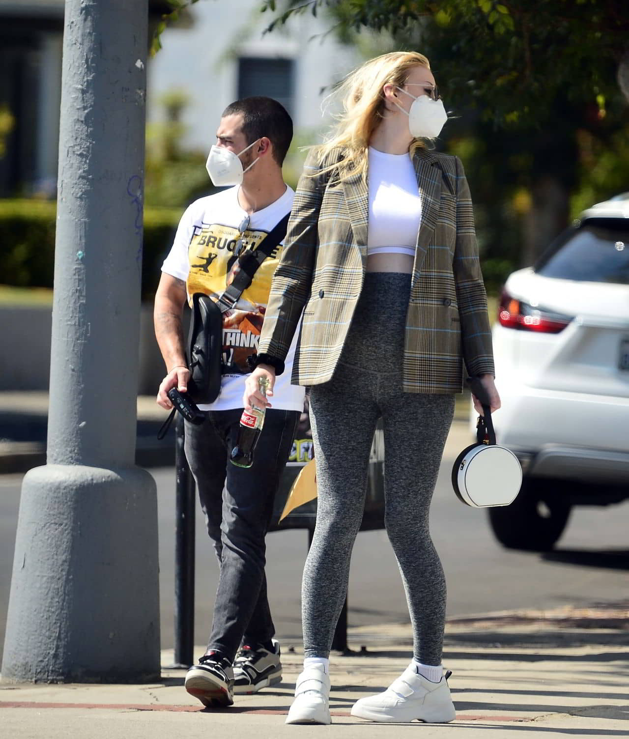 Sophie Turner and Joe Jonas Out in LA, June 17, 2020 - 1