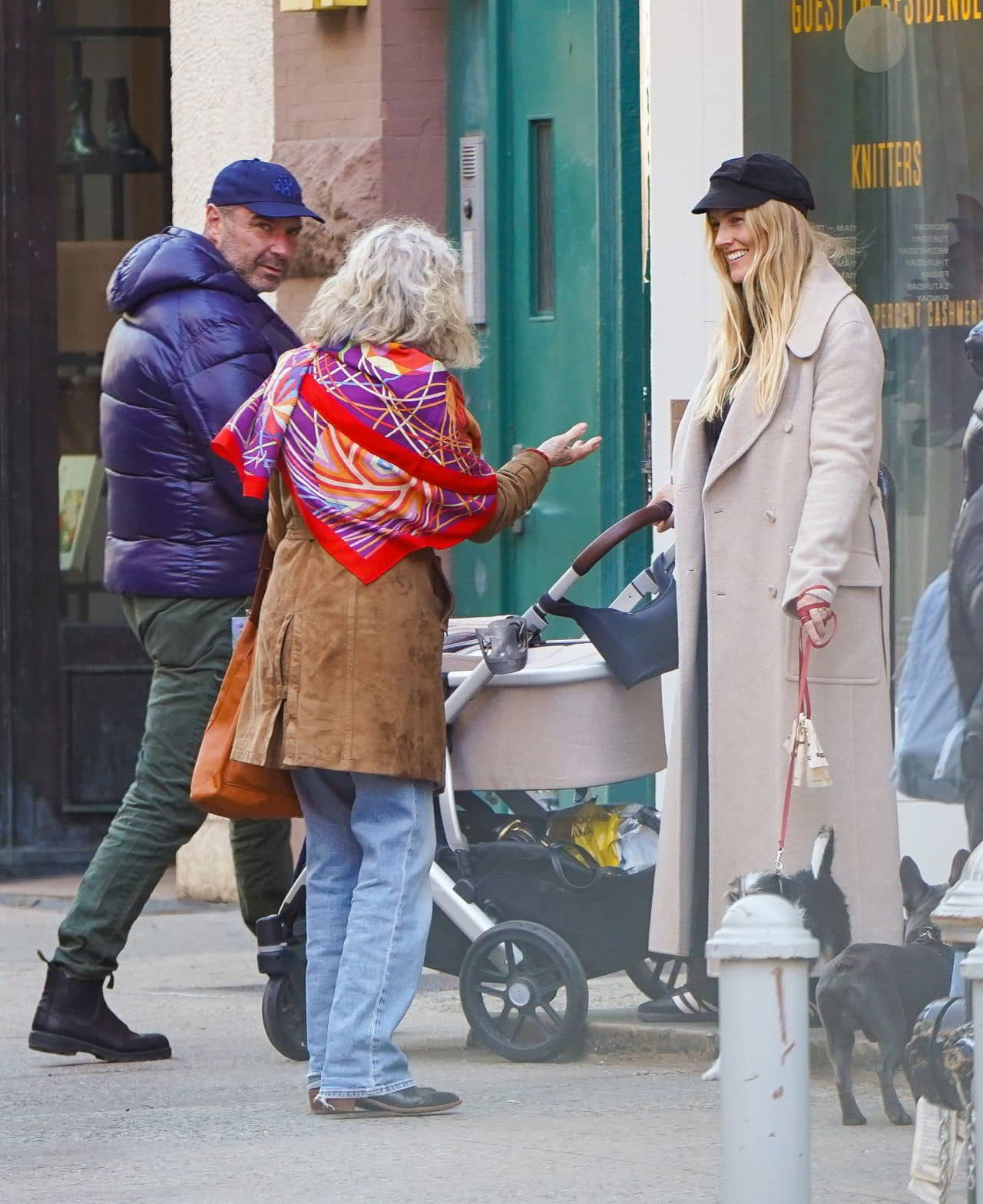 Taylor Neisen and Blythe Danner Outside Goop in New York, November 2, 2023 - 1