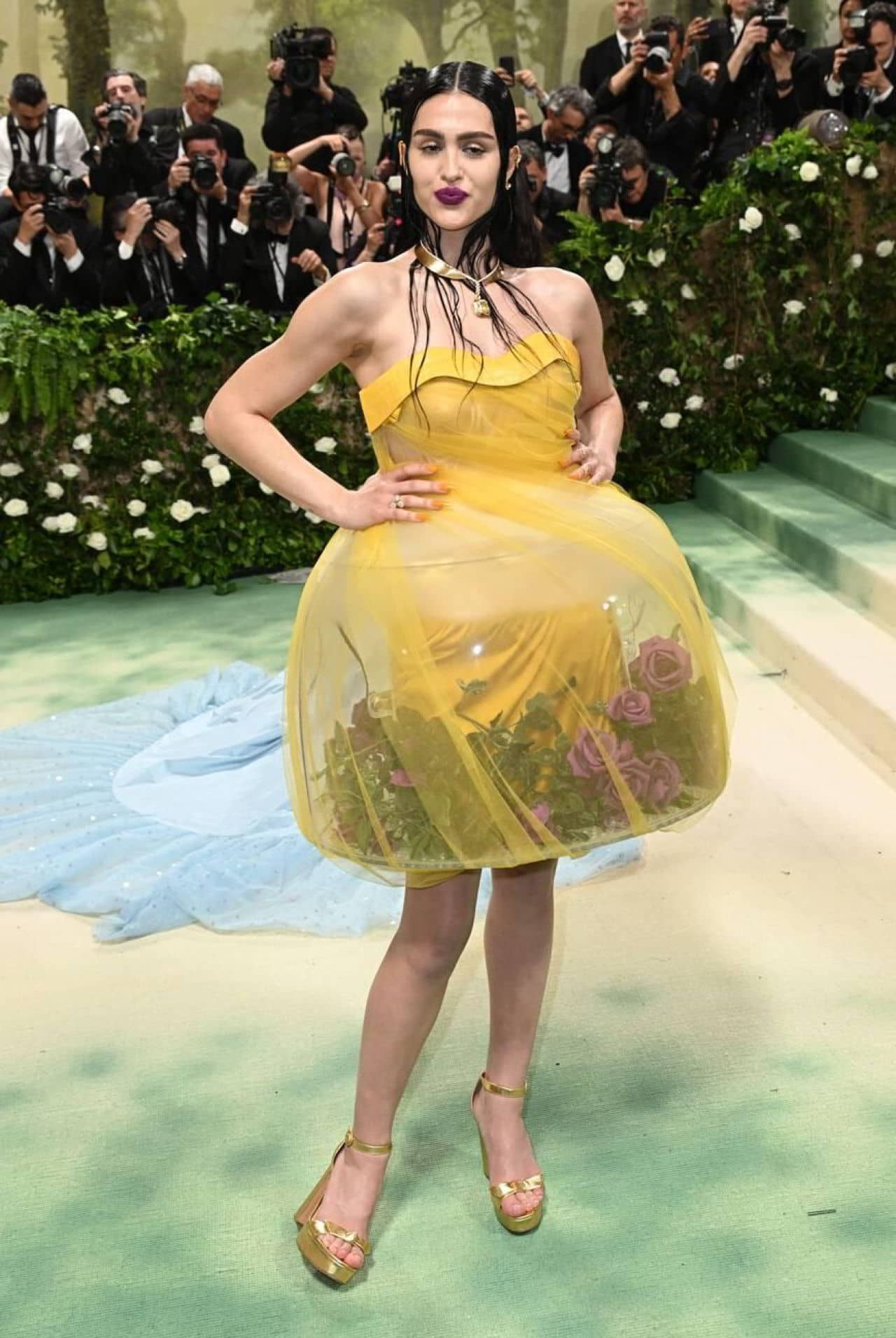 Amelia Hamlin Shines at Met Gala 2024 - 1