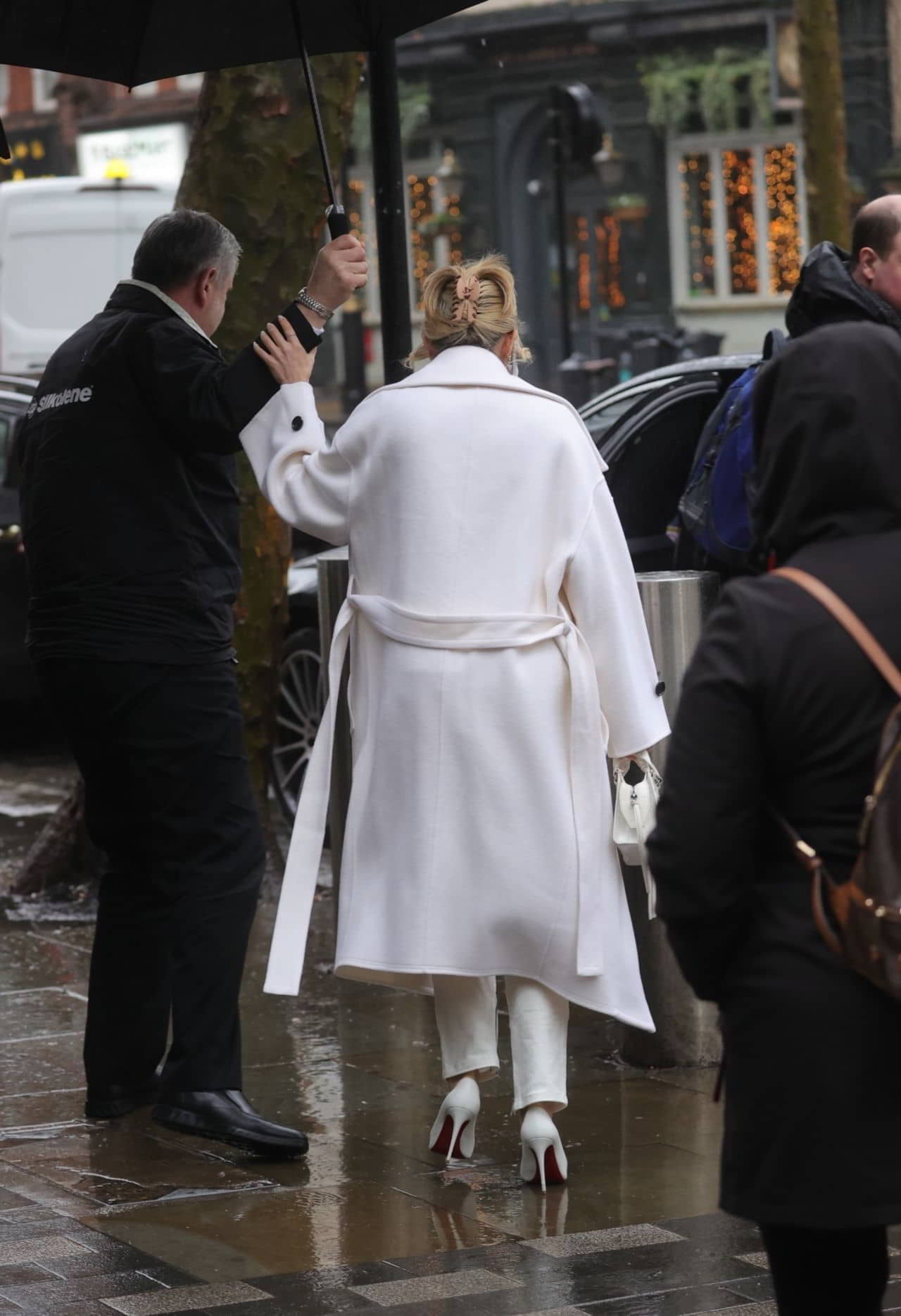 Ashley Roberts on Rainy Day in London - 1