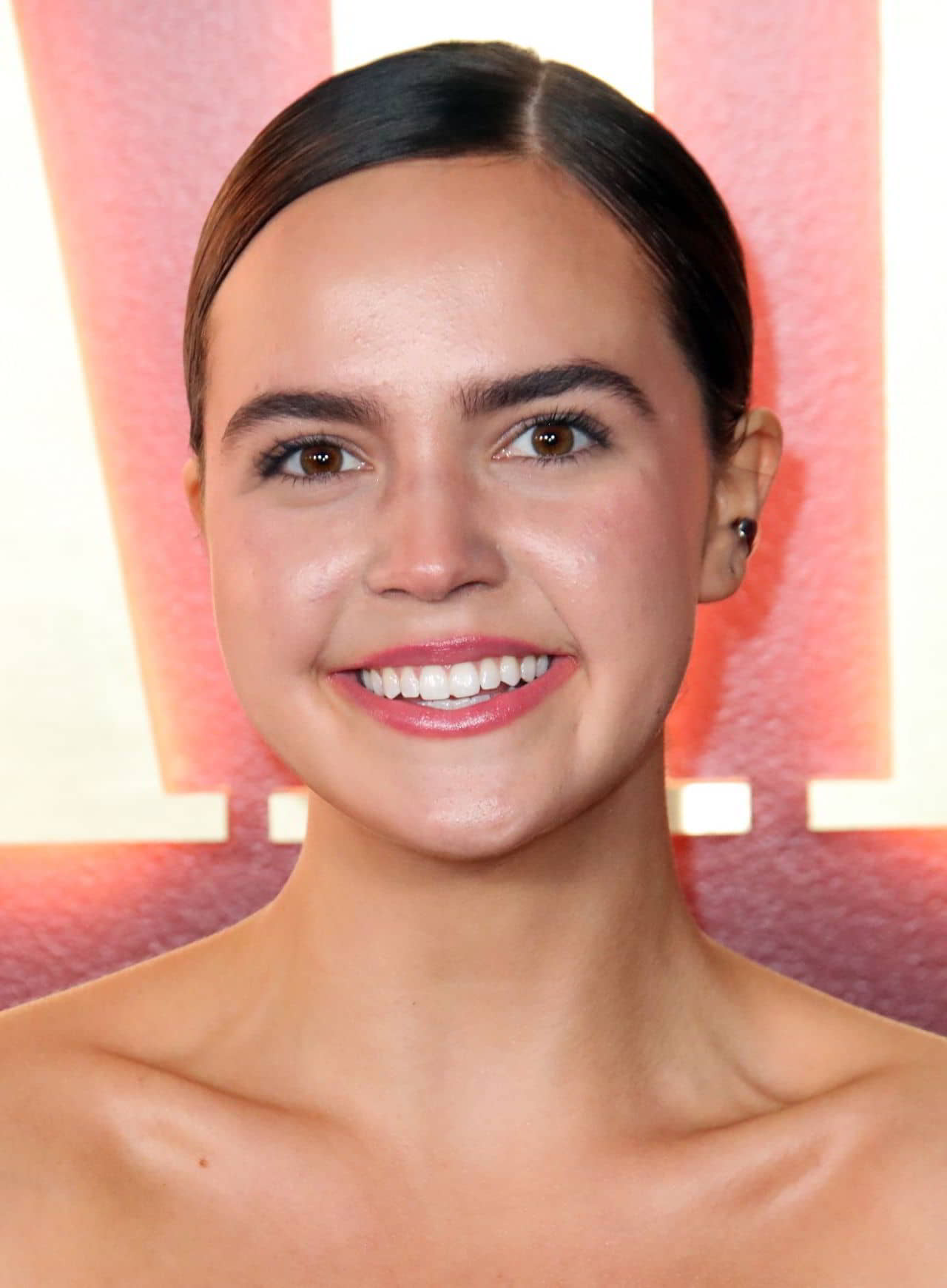 Bailee Madison Hosts Vanity Fair’s Vanities - A Night for Young Hollywood in LA - 1