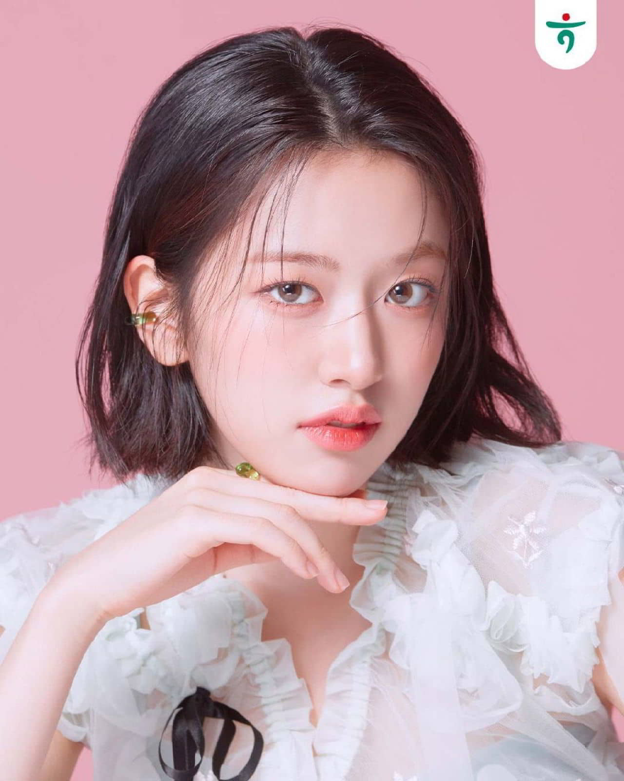 IVE's Yujin for Hana Bank 2024 - 1