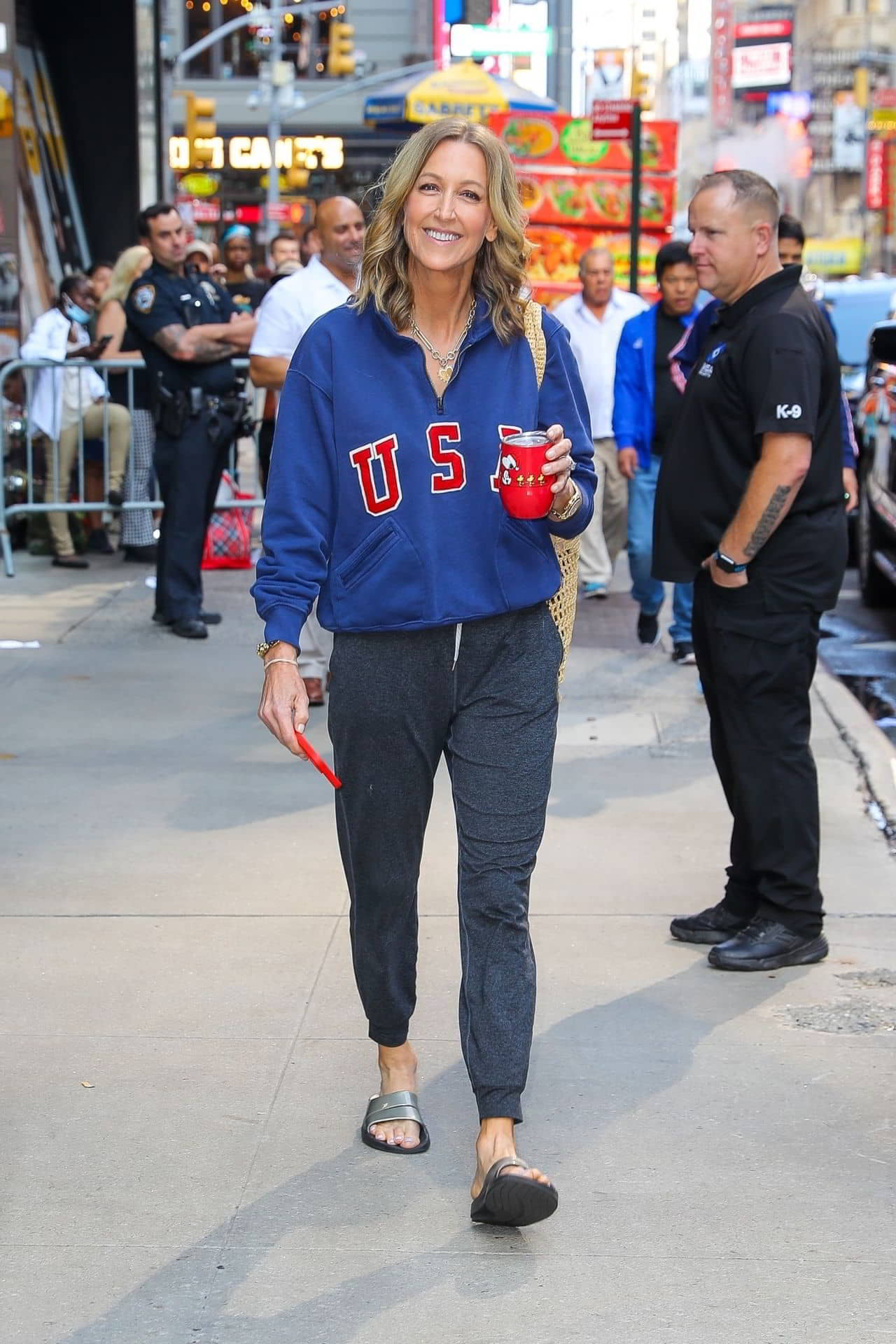 Lara Spencer Departs GMA in New York - 1