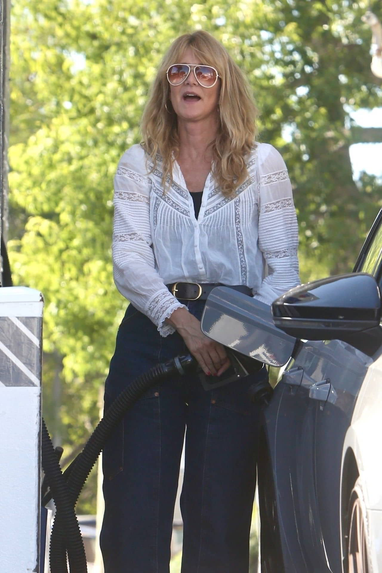 Laura Dern in Wide-Legged Jeans and White Blouse in Brentwood - 1