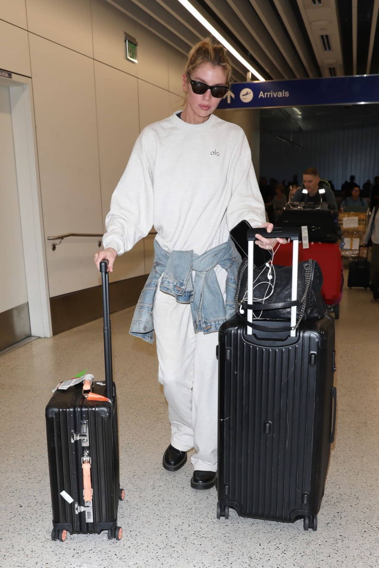 Stella Maxwell Arriving at LAX Airport - August 26, 2024 - 1