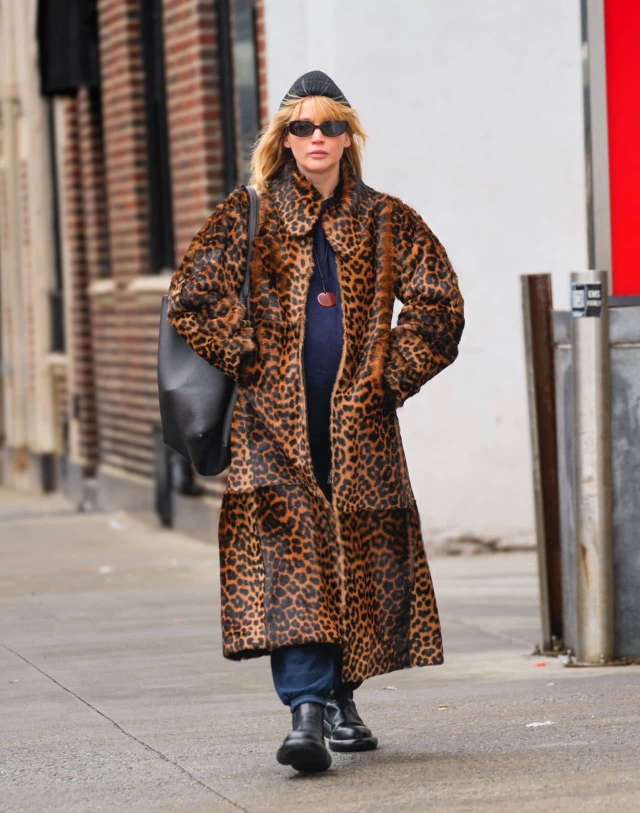 Jennifer Lawrences Leopard Print Maternity Look In Nyc 09