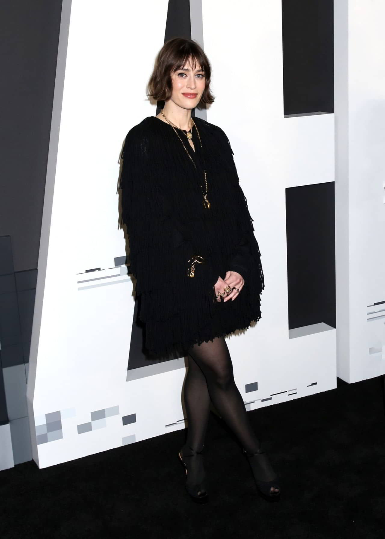 Lizzy Caplan At Netflix Zero Day Premiere 02