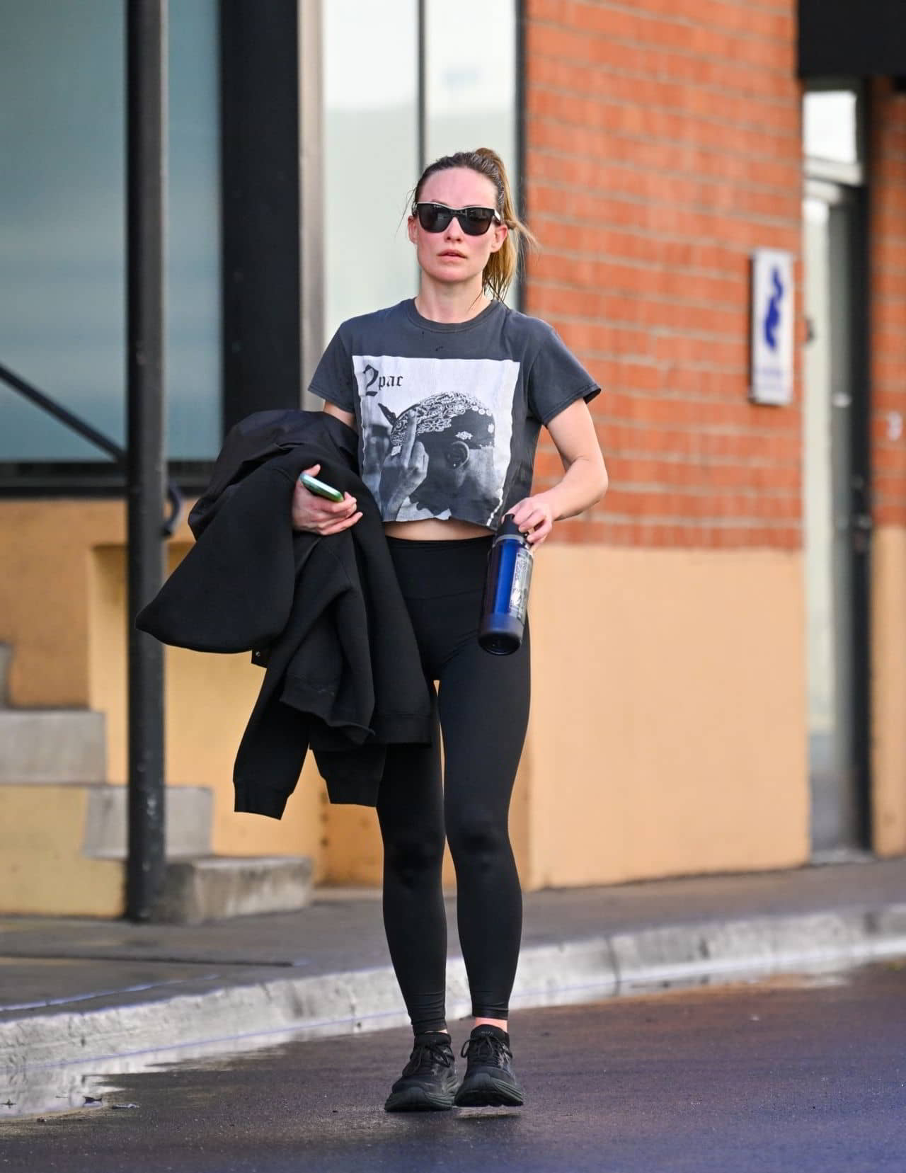 Olivia Wilde Post Workout in La a Glimpse into Her Active Lifestyle 1